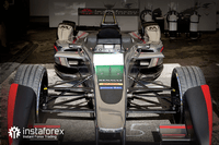 Dragon Racing и InstaForex - Будущее наступает